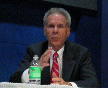 John Culea, spokesman for Supervisor Bill Horn, dissects media coverage at an SPJ panel discussion Jan. 20. Click on photo for YouTube video.